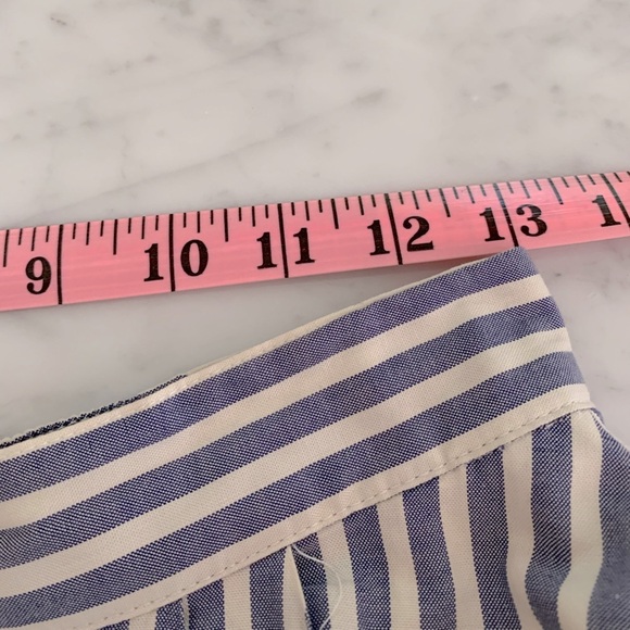 Zara pinstripe circle skirt with white snap buttons and pockets! Size XS - Picture 7 of 9